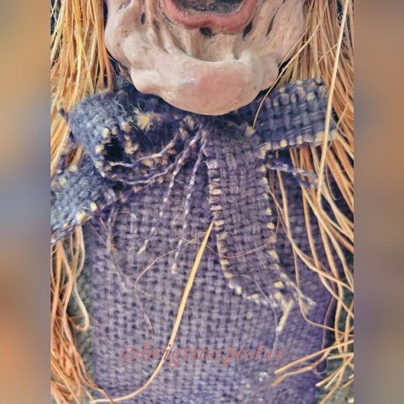 HALLOWEEN 27" Tall Witch with Broom Decoration - Picture 7 of 15